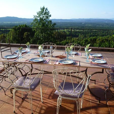 Bed&breakfast La Maison De Nathalie Les Mayons Exterior foto
