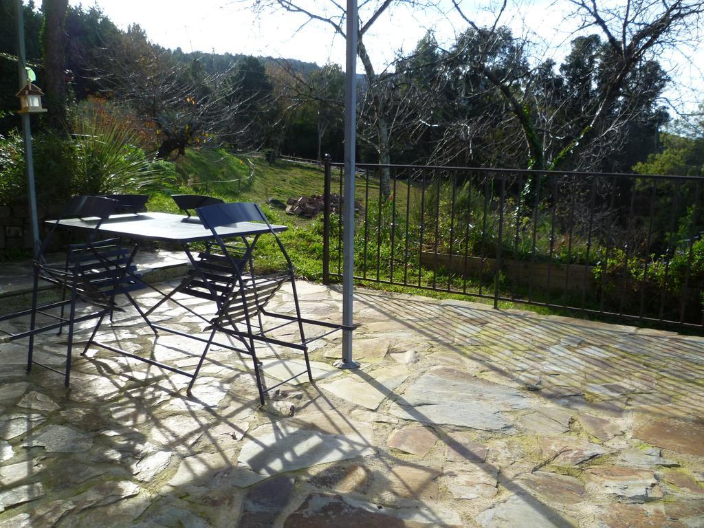 Bed&breakfast La Maison De Nathalie Les Mayons Exterior foto