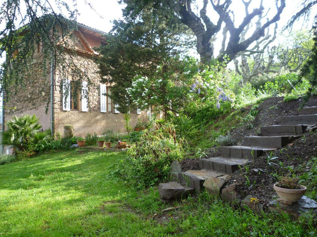 Bed&breakfast La Maison De Nathalie Les Mayons Exterior foto