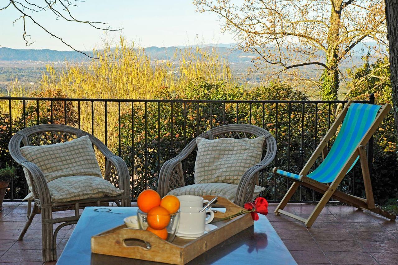 Bed&breakfast La Maison De Nathalie Les Mayons Exterior foto